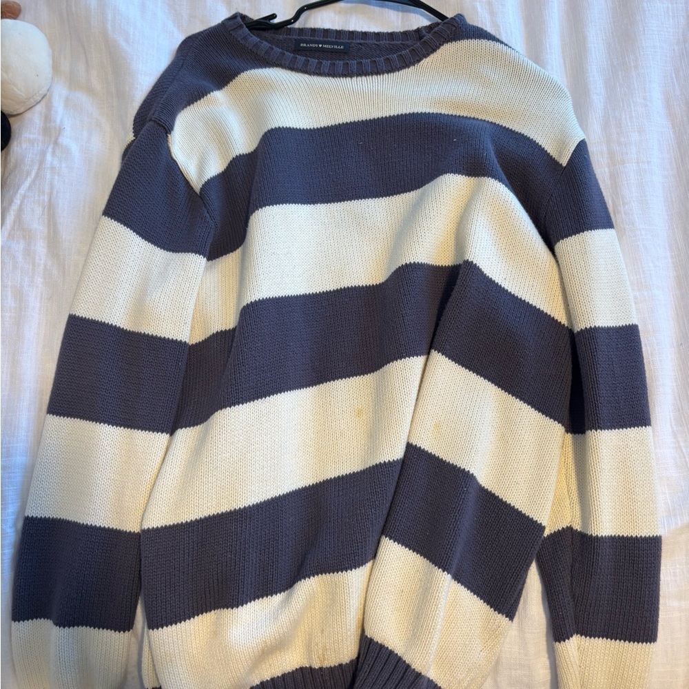 Brandy Melville thick sweater